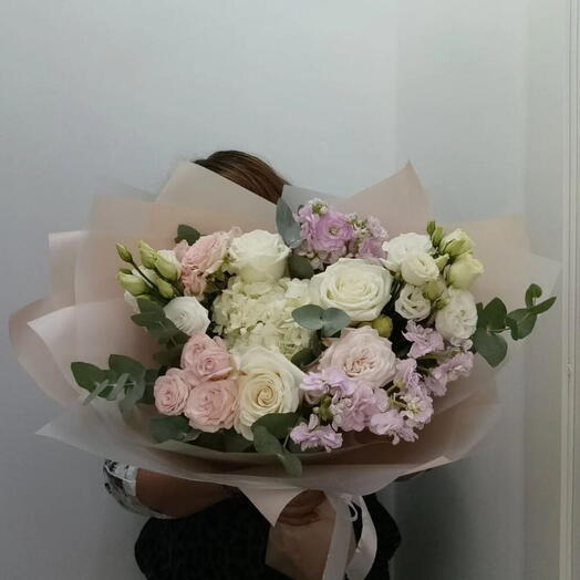 Авторский букет праздничный 892345