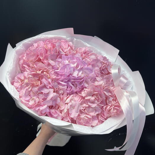 Нежные розовые гортензии 💗