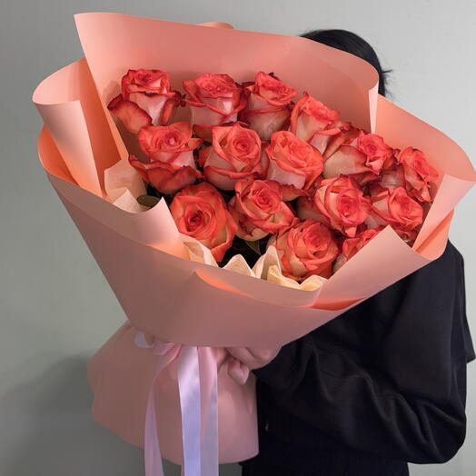 Букет из 15 роз💐💕🍂