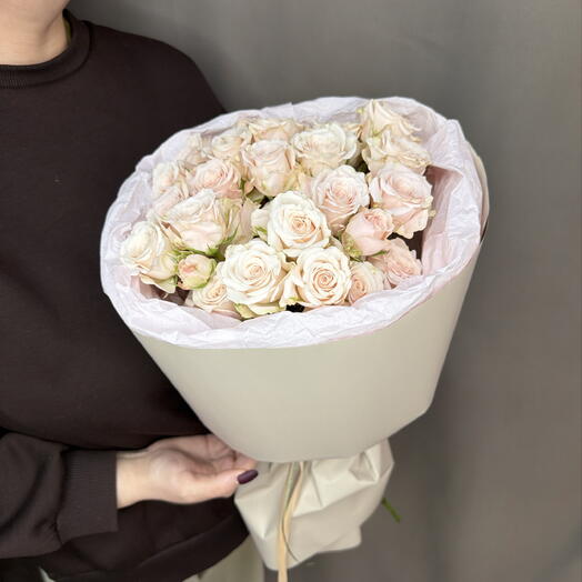 Персиковые кустовые розы, 7штук