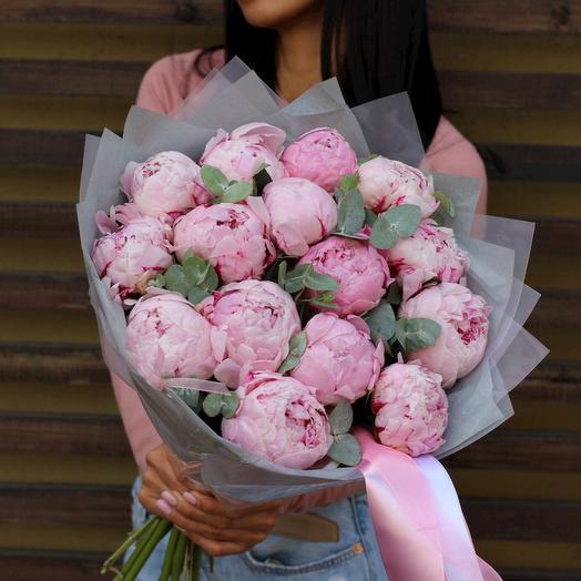 El ramo de la пионов