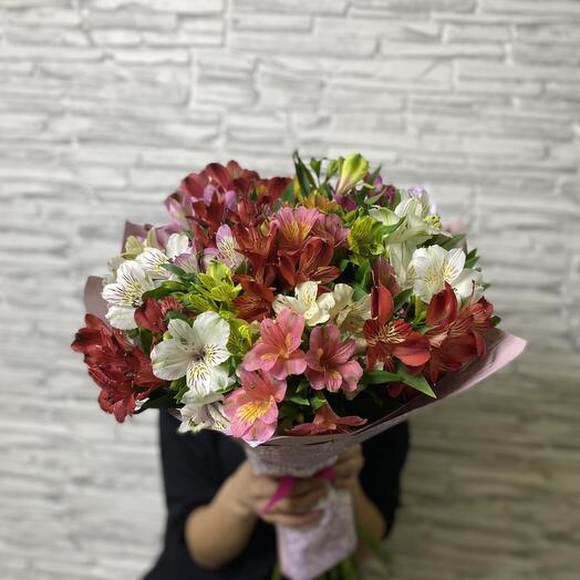 19 alstroemeria