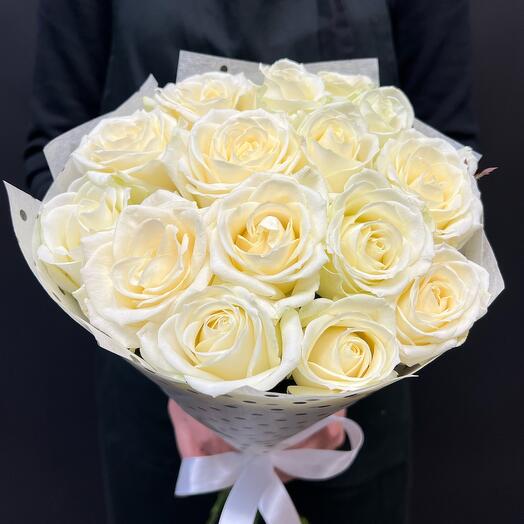 White Roses Avalange 15pcs