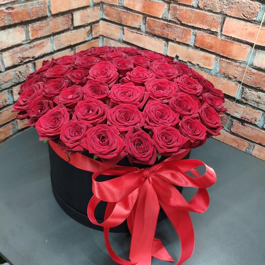 A rose in a box 51shtuk