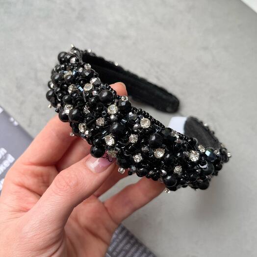 Широкий ободок с вышивкой