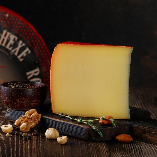 Сыр Красная Ведьма 55% "Margot Fromages S.A"