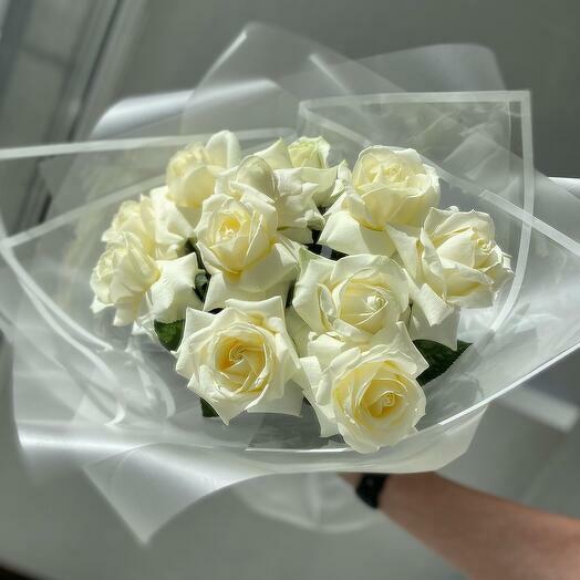 Ramo con Rosas Blancas