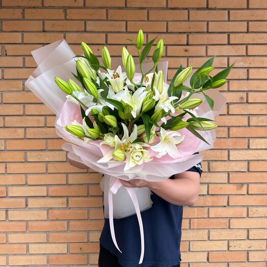 Букет лилий