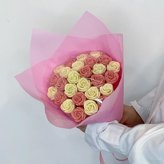Bouquet of 27 chocolate roses