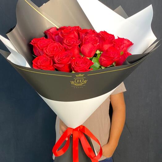 25 роз голландия