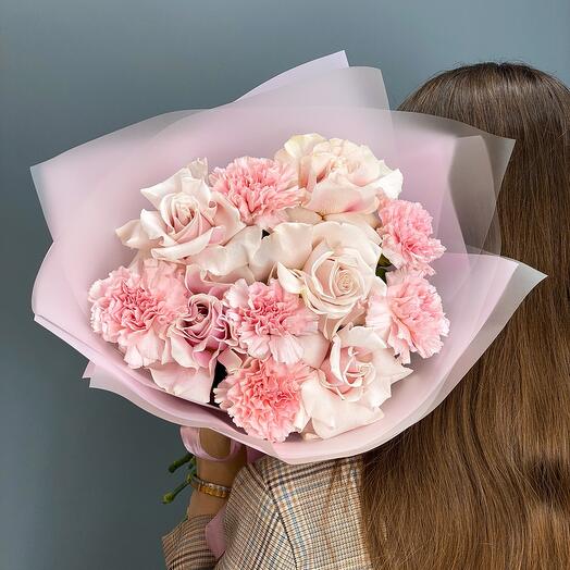 Букет с французскими розами и диантусами. Букет 118 Florish