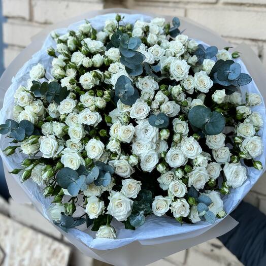 Моно из кустовых роз