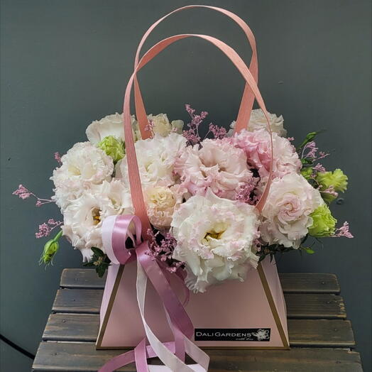Композиция из эустомы 🌸