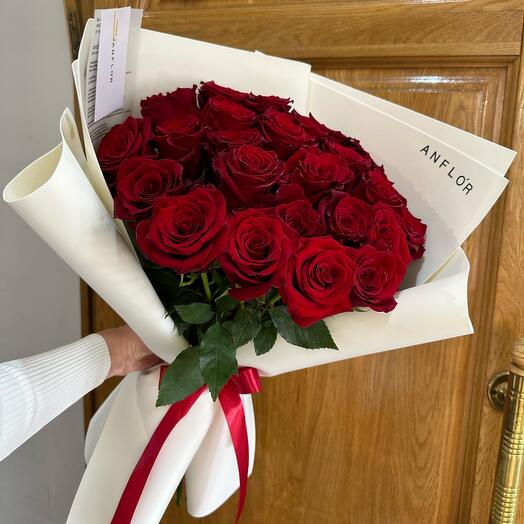 25 бордовых роз♥️