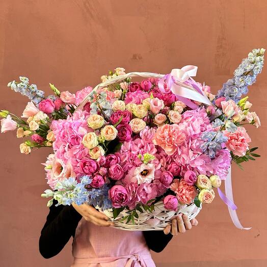 Большая корзина с цветами 🌸