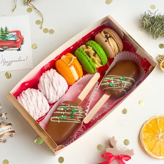 Корпоративные десерты коллегам на Новый год