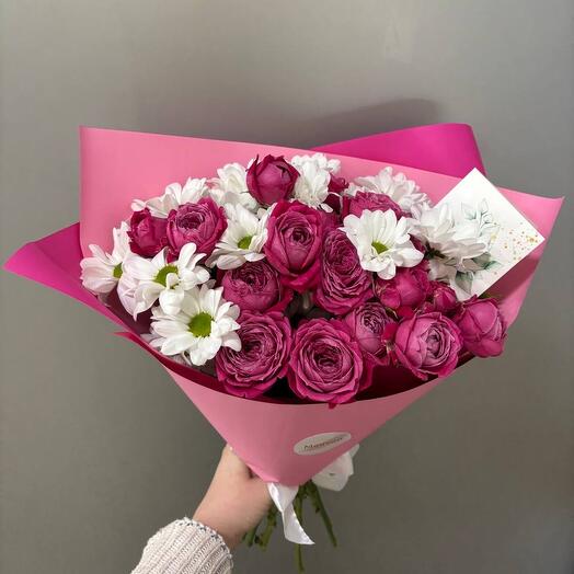 Букет кустовых роз Rozinta