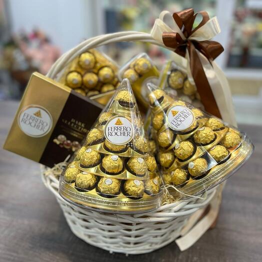 ✅Корзина шоколадных конфет Ferrero