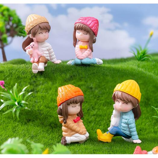 Миниатюрные девочки 4 штуки