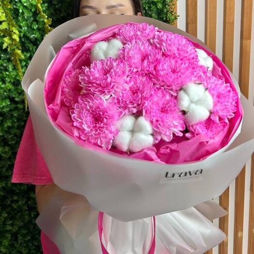 Шар сердце в 🎁 Яркий букет малиновый хит S из хризантемы для девушки