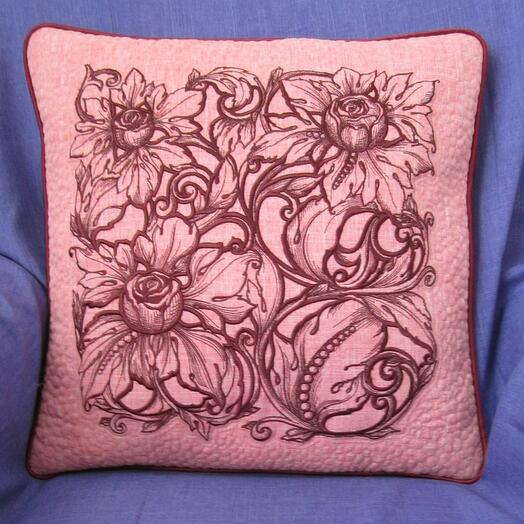 Подушка Волшебные розы