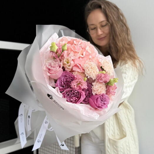 Авторский букет PINK