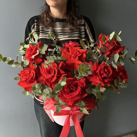 Композиция из эквадорской розы Nina и эвкалипта