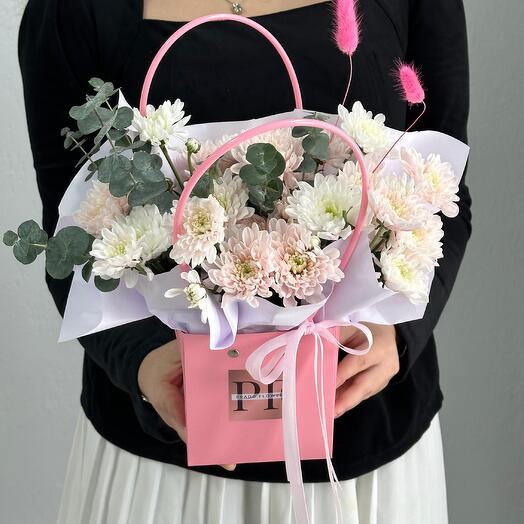 Цветы в сумочке