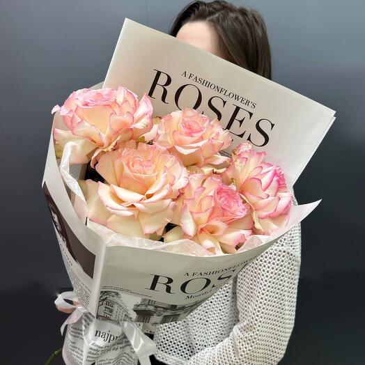 Букет из французских роз / Французские розы в упаковке ROSES