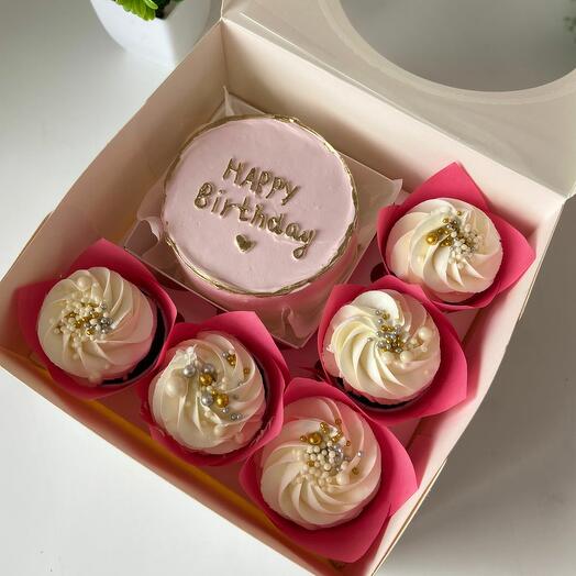 Бенто и 5 капкейков Happy birthday