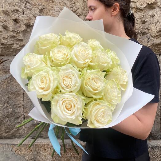 White roses 15