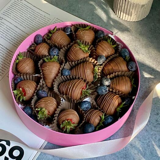 Подарочный набор Клубника в шоколаде Подарок близким Подарок девушке (14-18🍓)