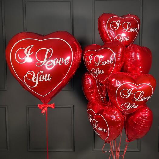 Композиция с сердцами I LOVE YOU и большим сердцем