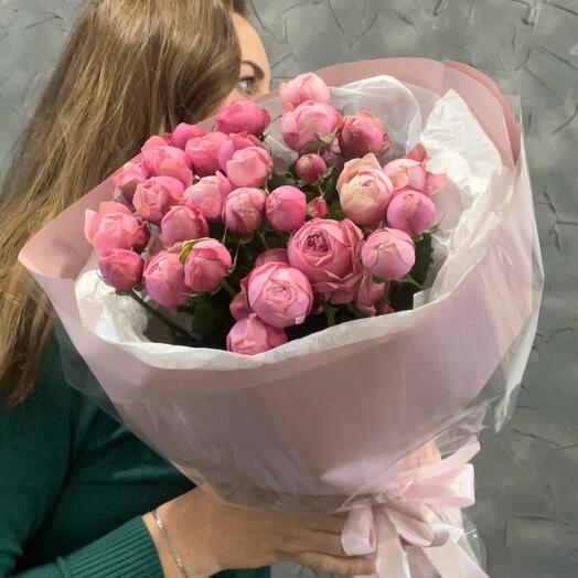 Кустовые розы ( ягодные ) крупные