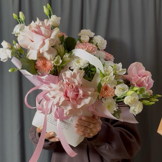 Французские розы с эустомой