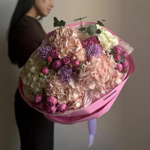 Букет "В фиолетовых оттенках"