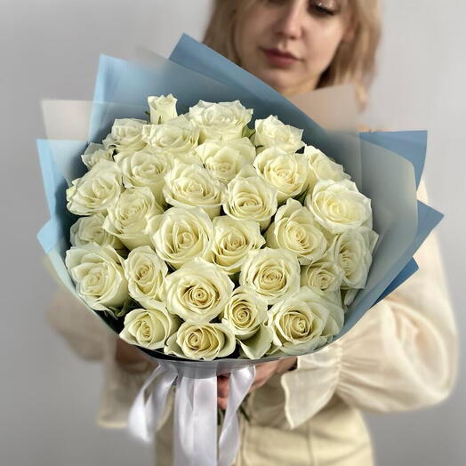 Букет 29 белых роз
