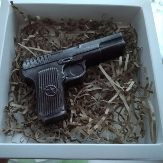 Шоколадный пистолет ТТ