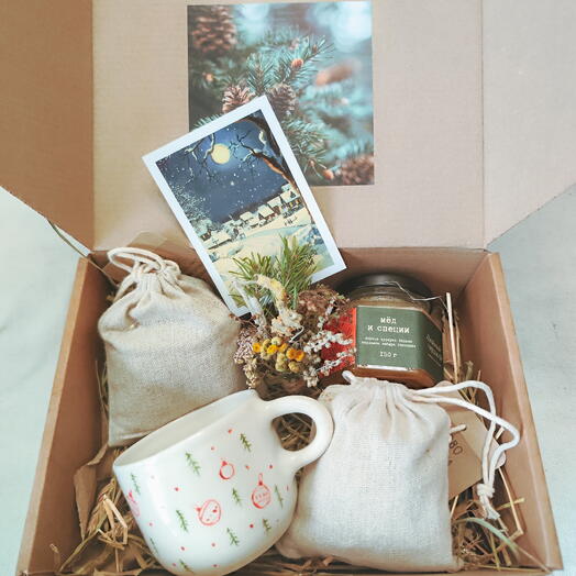 Подарочный набор "Зимний вечер"  Чай. Мёд. Кружка