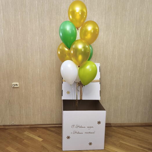 Коробка с шарами С Новым годом