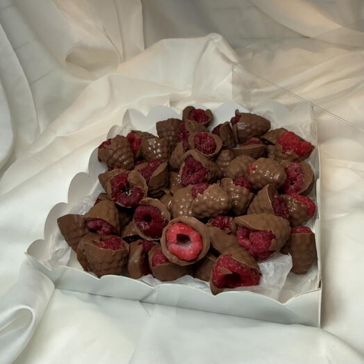 Малина в бельгийском шоколаде Callebaut