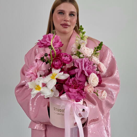 Композиция в коробке