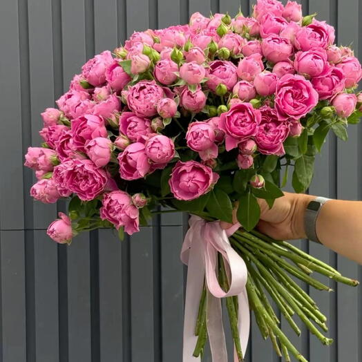 19 кустовых роз