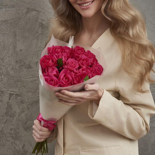 Букет малиновых роз Cherry Avalanche, 15 шт, 50 см. Florentika