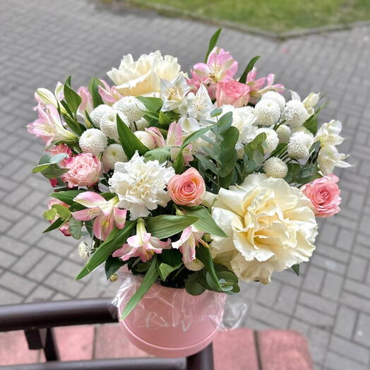 Сборная композиция в коробке