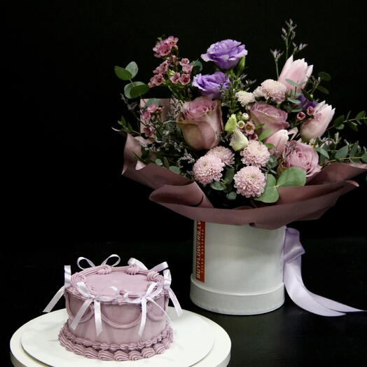 Bento cake Lilac (Snickers) and Flower box
