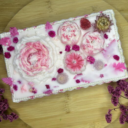 Свеча в подносе «Romantic women s day »