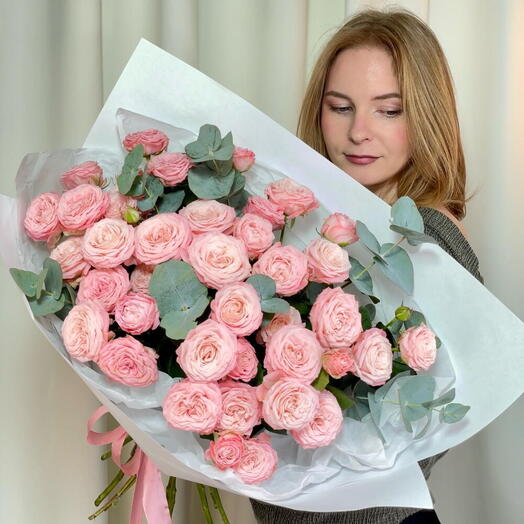 🩷️️️Шикарный букет из свежих кустовых пионовидных роз🩷