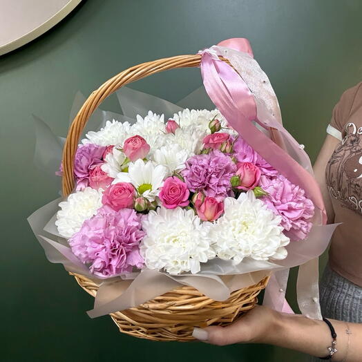 Корзина с цветами
