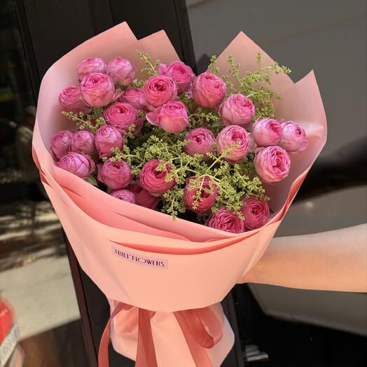 Spray rose Giselle